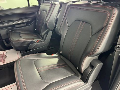 Used 2024 Ford Expedition Max Limited AWD/4WD image 40