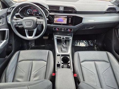 Certified 2024 Audi Q3 2.0T Premium w/ Convenience Package AWD/4WD image 12