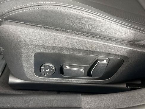 Used 2025 BMW i4 xDrive40i w/ Parking Assistance Package AWD/4WD image 31