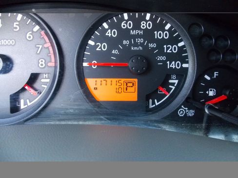 Used 2015 Nissan Frontier SV AWD/4WD image 17