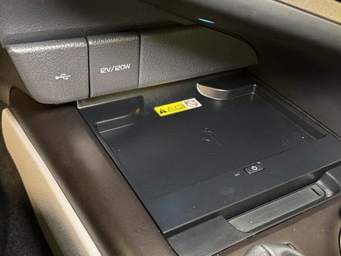 Used 2024 Toyota Camry XSE w/ Navigation Package image 30