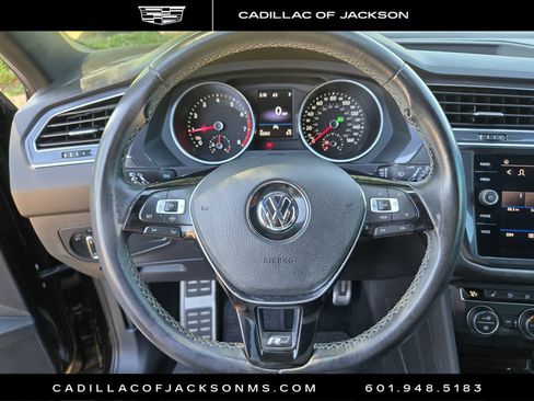 Used 2021 Volkswagen Tiguan SE R-Line FWD image 16