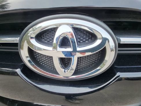 Used 2023 Toyota 4Runner SR5 Premium w/ Moonroof Package image 35