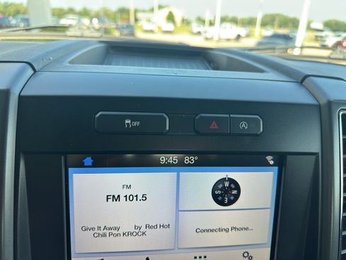 Used 2019 Ford F150 XLT RWD image 11