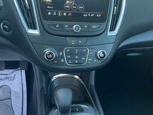 Used 2024 Chevrolet Malibu LT image 31