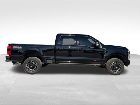 Used 2025 Ford F350 Platinum AWD/4WD image 6