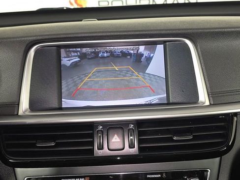Used 2020 Kia Optima LX FWD image 22