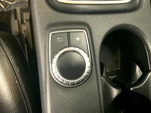 Used 2019 Mercedes-Benz GLA 250 GLA 250 SUV image 15