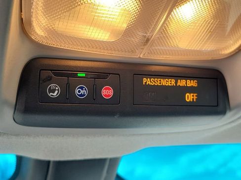 Used 2023 Chevrolet Bolt LT w/ Driver Confidence Package FWD image 19