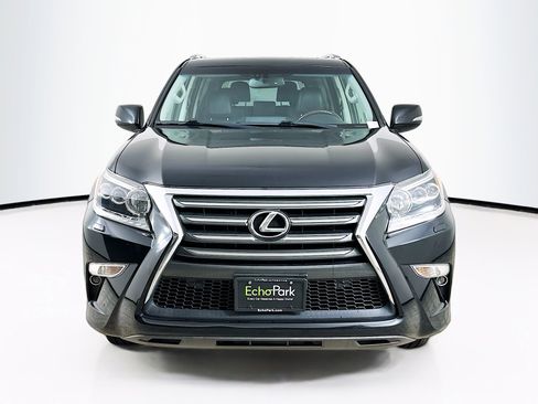 Used 2018 Lexus GX 460 Premium image 2