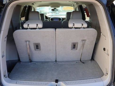 Used 2023 GMC Acadia SLT image 10