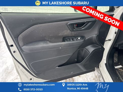 Used 2025 Subaru Forester Premium image 9