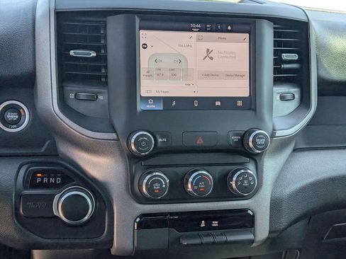 Used 2024 RAM 2500 Tradesman w/ Chrome Appearance Group AWD/4WD image 17