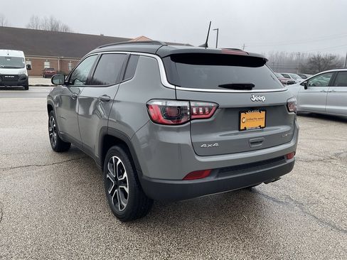 Used 2022 Jeep Compass Limited w/ Sun and Sound Group image 5