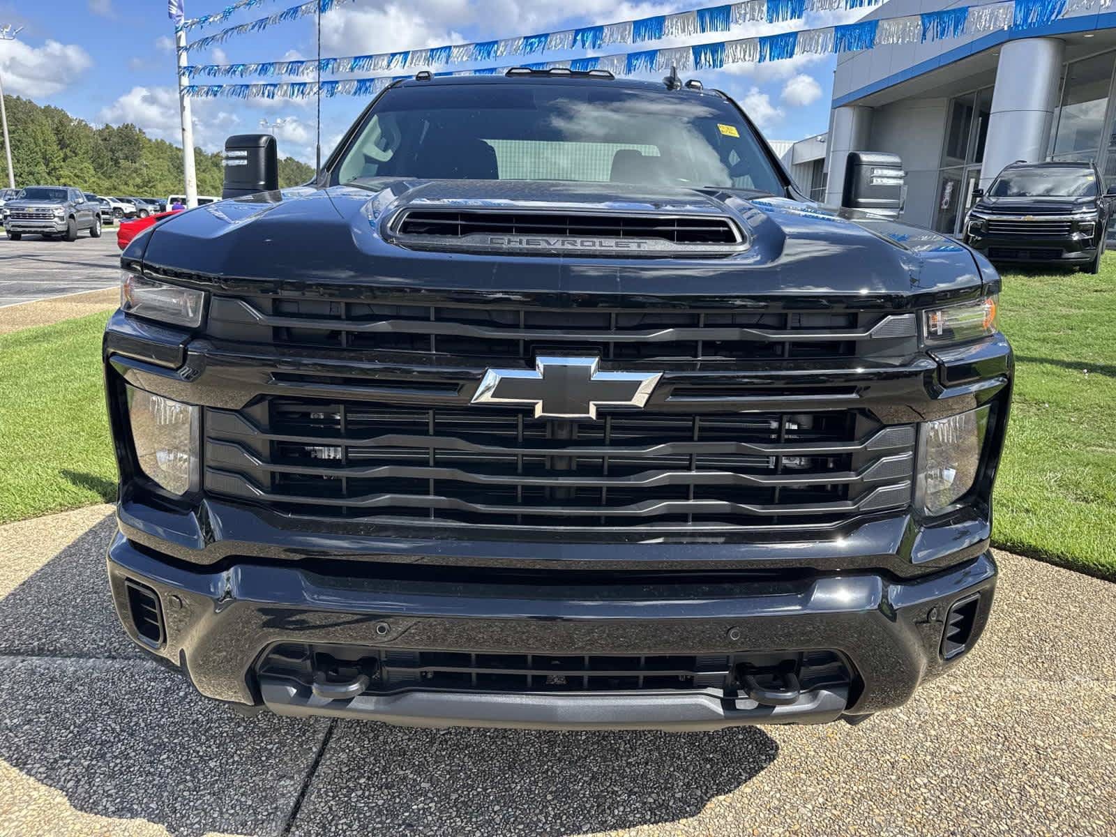 New 2026 Chevrolet Silverado 2500 Custom w/ Custom Value Package AWD/4WD image 2