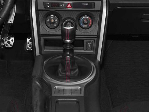 Used 2014 Scion FR-S RWD image 3