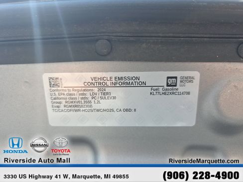 Used 2024 Chevrolet Trax LT w/ Driver Confidence Package FWD image 14