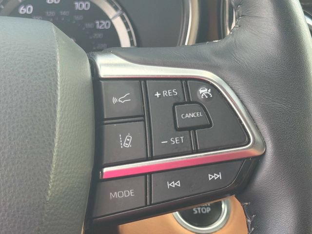Used 2020 Toyota Highlander Platinum AWD/4WD image 22