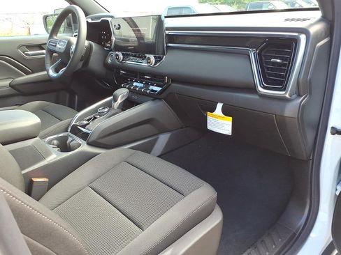 New 2026 GMC Canyon Elevation w/ Convenience Package AWD/4WD image 9