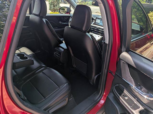 Used 2021 Lincoln Corsair AWD w/ Premium Package image 15