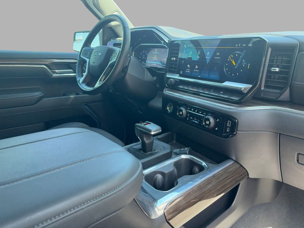 Used 2024 Chevrolet Silverado 1500 RST RWD image 21