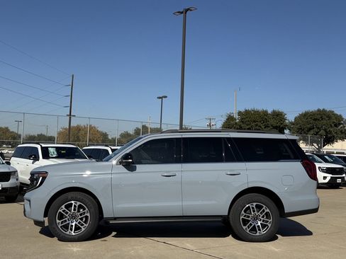 New 2025 Ford Expedition Active image 26