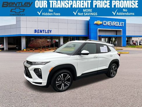 Used 2023 Chevrolet TrailBlazer LT w/ Convenience Package FWD image 1