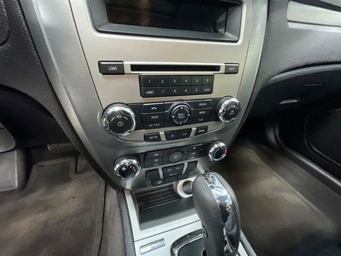 Used 2011 Ford Fusion SE w/ 202A Rapid Spec Order Code image 17