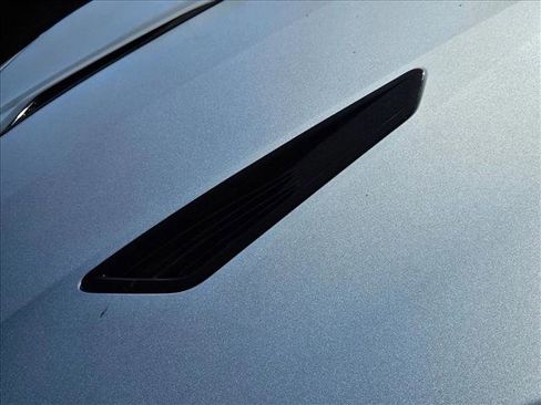 Used 2018 Chevrolet Camaro SS image 15