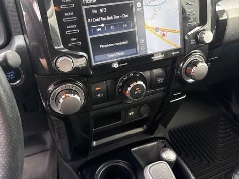 Used 2021 Toyota 4Runner TRD Off-Road Premium AWD/4WD image 12