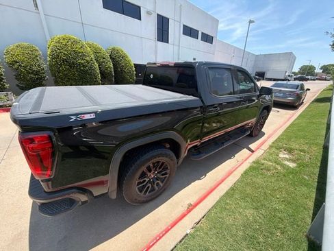 Used 2020 GMC Sierra 1500 Elevation w/ Elevation Value Package AWD/4WD image 5
