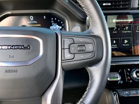 Used 2025 GMC Sierra 1500 Denali Ultimate image 25