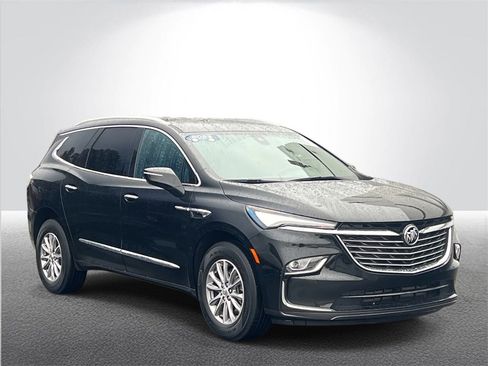 Certified 2023 Buick Enclave Essence image 7