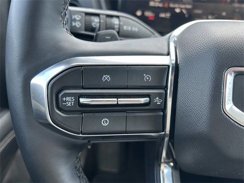 Used 2025 GMC Terrain Elevation image 23