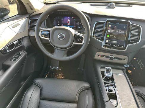 Used 2025 Volvo XC90 B6 Ultra w/ Protection Package image 26