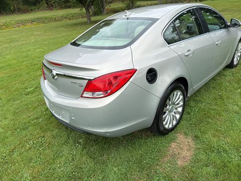 Used 2011 Buick Regal CXL FWD image 25