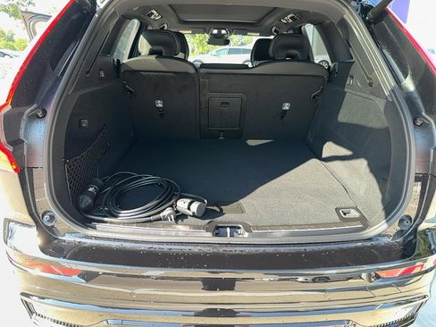Certified 2025 Volvo XC60 T8 Ultra w/ Climate Package image 25