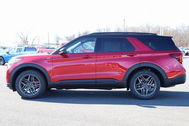 New 2026 Ford Explorer ST-Line w/ ST-Line Street Pack AWD/4WD image 4