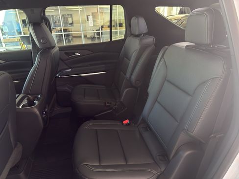 New 2026 Chevrolet Traverse LT w/ LPO, Floor Liner Package FWD image 14