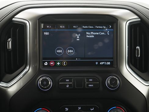 Used 2022 Chevrolet Silverado 1500 LT w/ Safety Package image 18