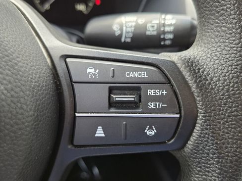 Certified 2023 Honda HR-V LX image 24