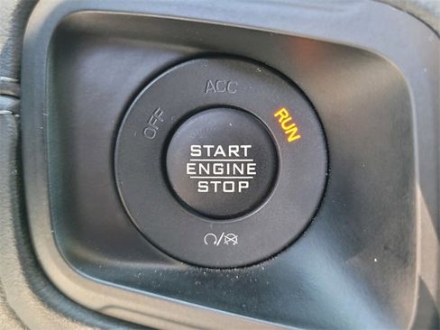 Used 2024 Jeep Wrangler Sahara image 24