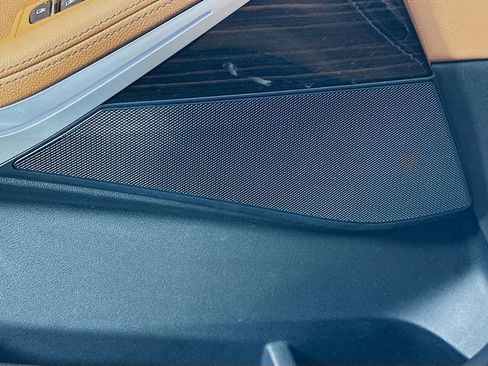 Used 2021 BMW X5 xDrive40i w/ Premium Package 2 image 19