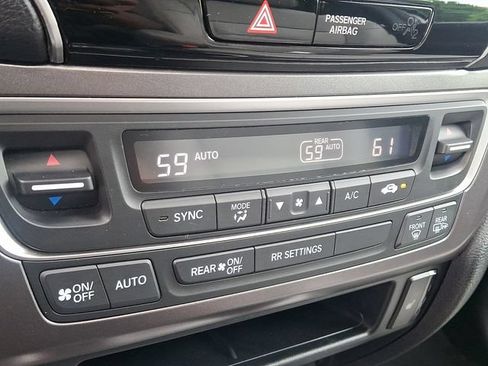 Used 2023 Honda Passport EX-L image 17