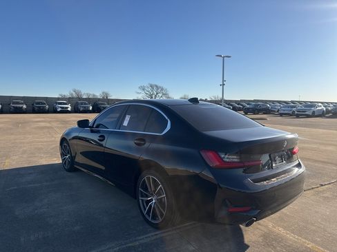 Used 2021 BMW 330i Sedan w/ Convenience Package image 9