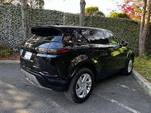 New 2026 Land Rover Range Rover Evoque S image 4