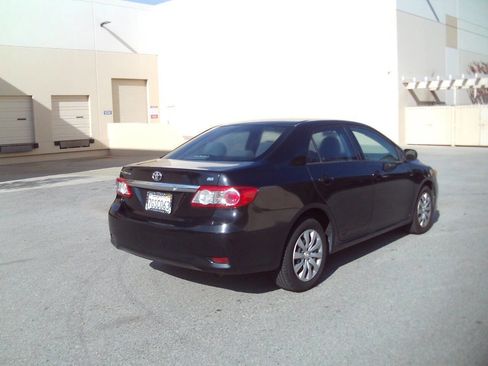 Used 2012 Toyota Corolla LE image 34