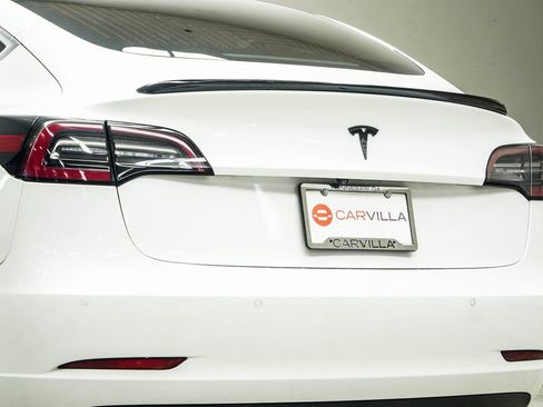 Used 2019 Tesla Model 3 Standard Range image 13