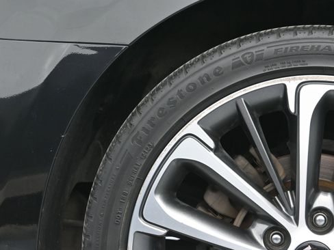 Used 2018 Kia Cadenza Technology image 41