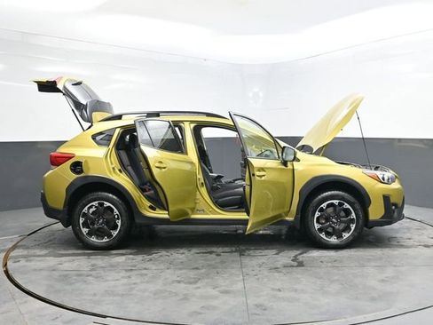 Used 2021 Subaru Crosstrek 2.0i Premium w/ Moonroof Package AWD/4WD image 46